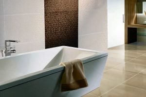 What Are The Pros & Cons of Bathtub Refinishing in Cleveland OH?